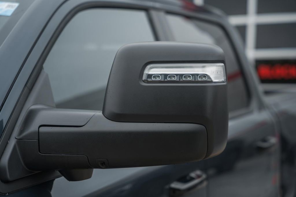 New 2026 RAM 1500 Laramie AWD/4WD image 18