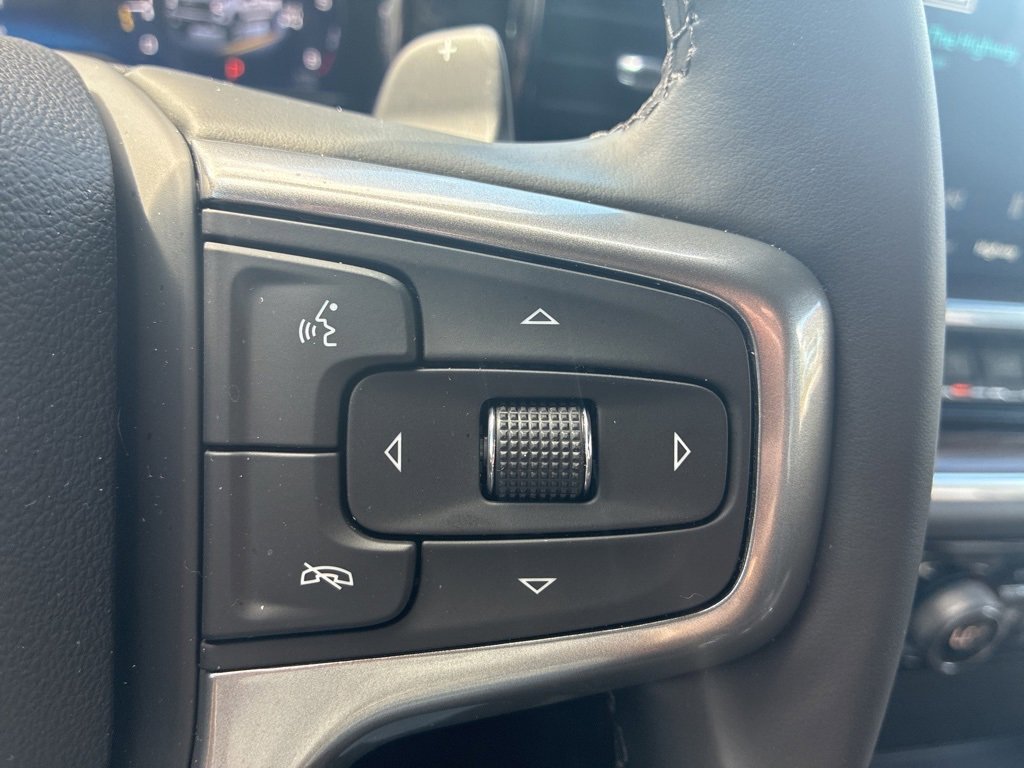 Used 2025 Chevrolet Silverado 1500 LT Trail Boss w/ Dark Appearance Package image 25