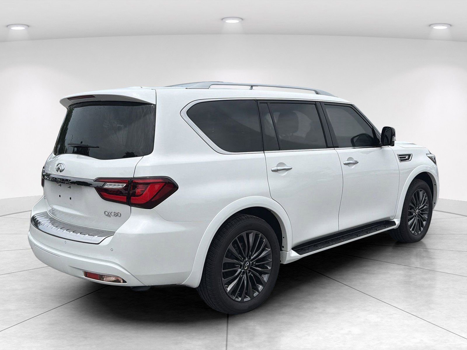 Used 2022 INFINITI QX80 Premium Select w/ Cargo Package AWD/4WD image 4
