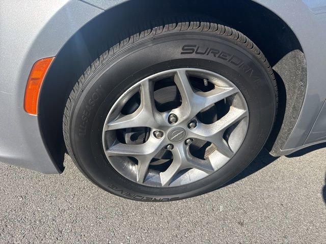 Used 2020 Chrysler Pacifica Limited image 9