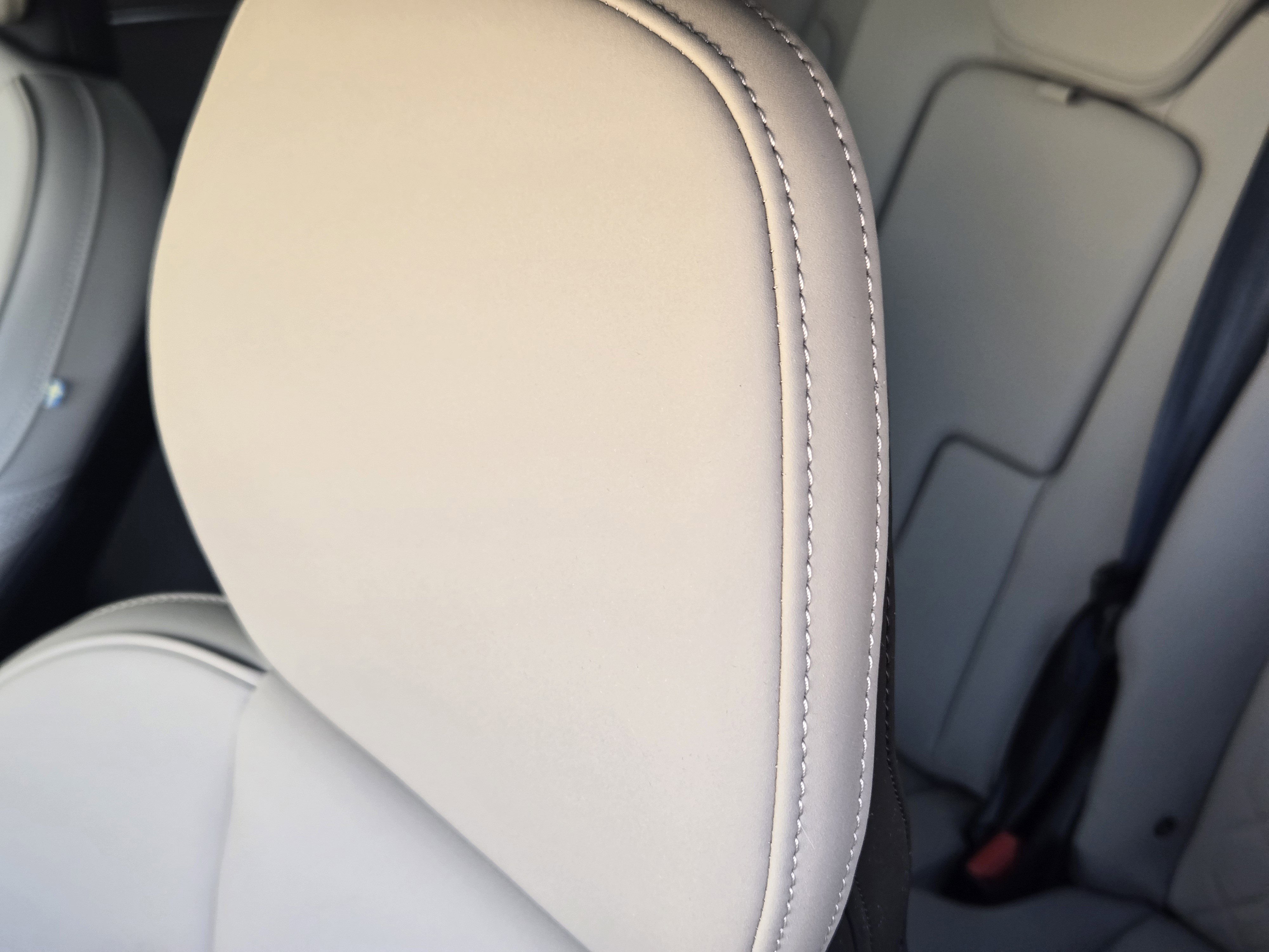 Certified 2025 Volvo XC90 T8 Plus w/ Protection Package Premier image 23