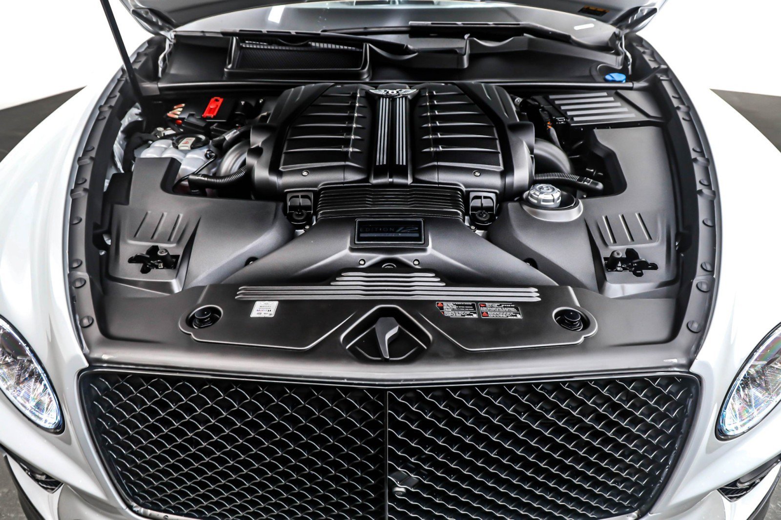 Used 2023 Bentley Bentayga Speed image 11