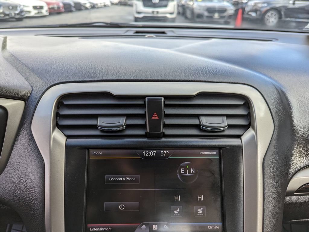 Used 2014 Ford Fusion Energi SE w/ Driver Assist Package FWD image 20