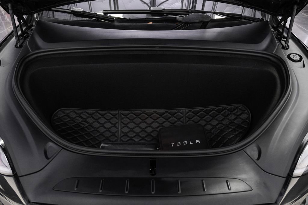 Used 2023 Tesla Model X image 55