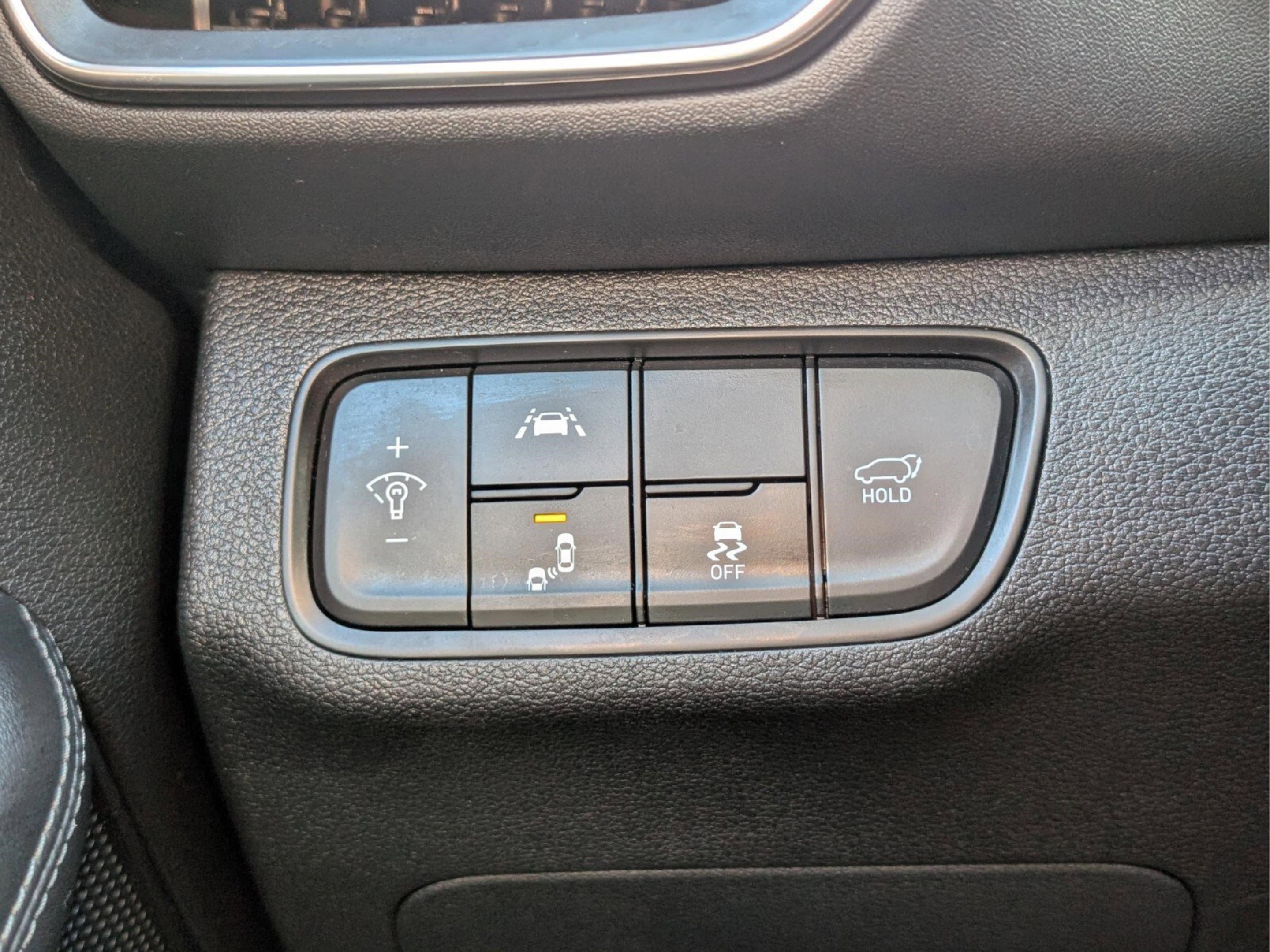 Used 2020 Hyundai Santa Fe Limited image 41