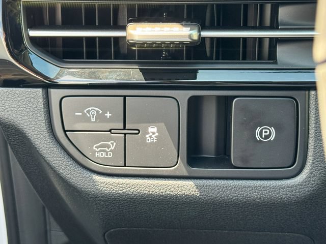 Certified 2026 Kia Sportage SX FWD image 40