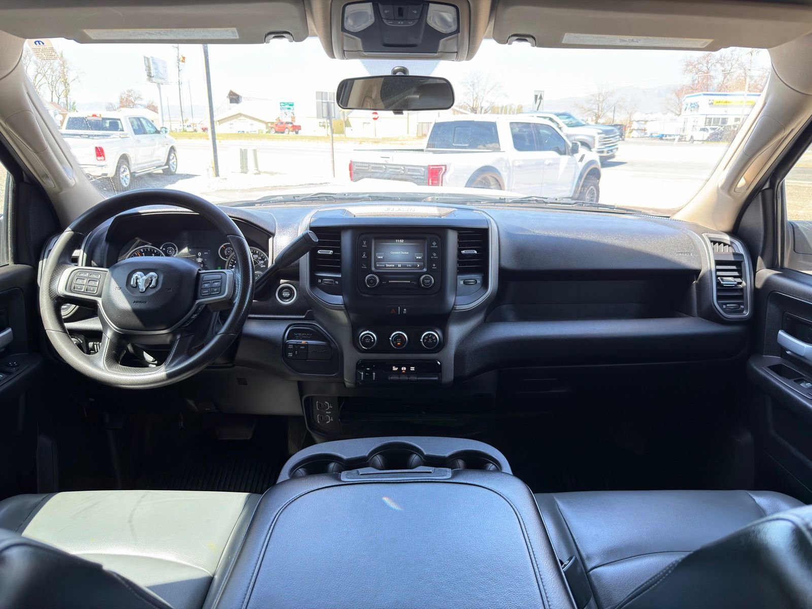 Used 2019 RAM 3500 Tradesman w/ Chrome Appearance Group AWD/4WD image 32