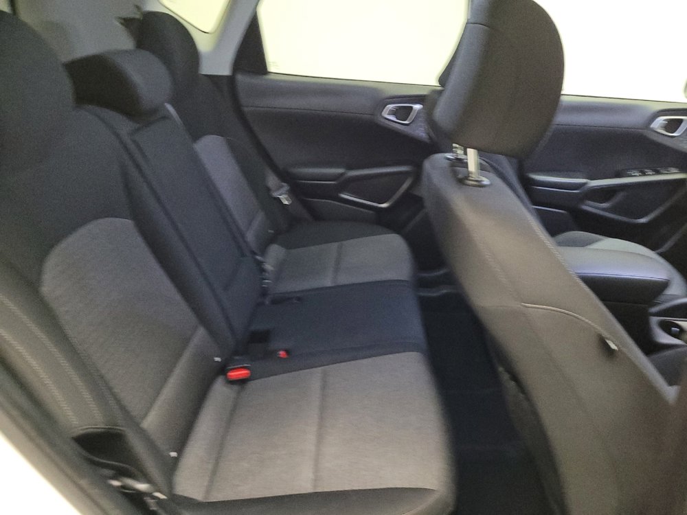 Used 2020 Kia Soul EX image 19