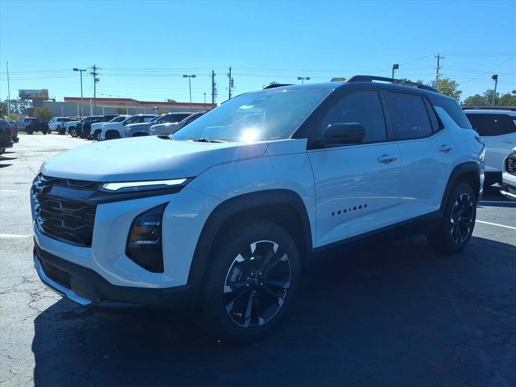New 2027 Chevrolet Equinox RS FWD image 8