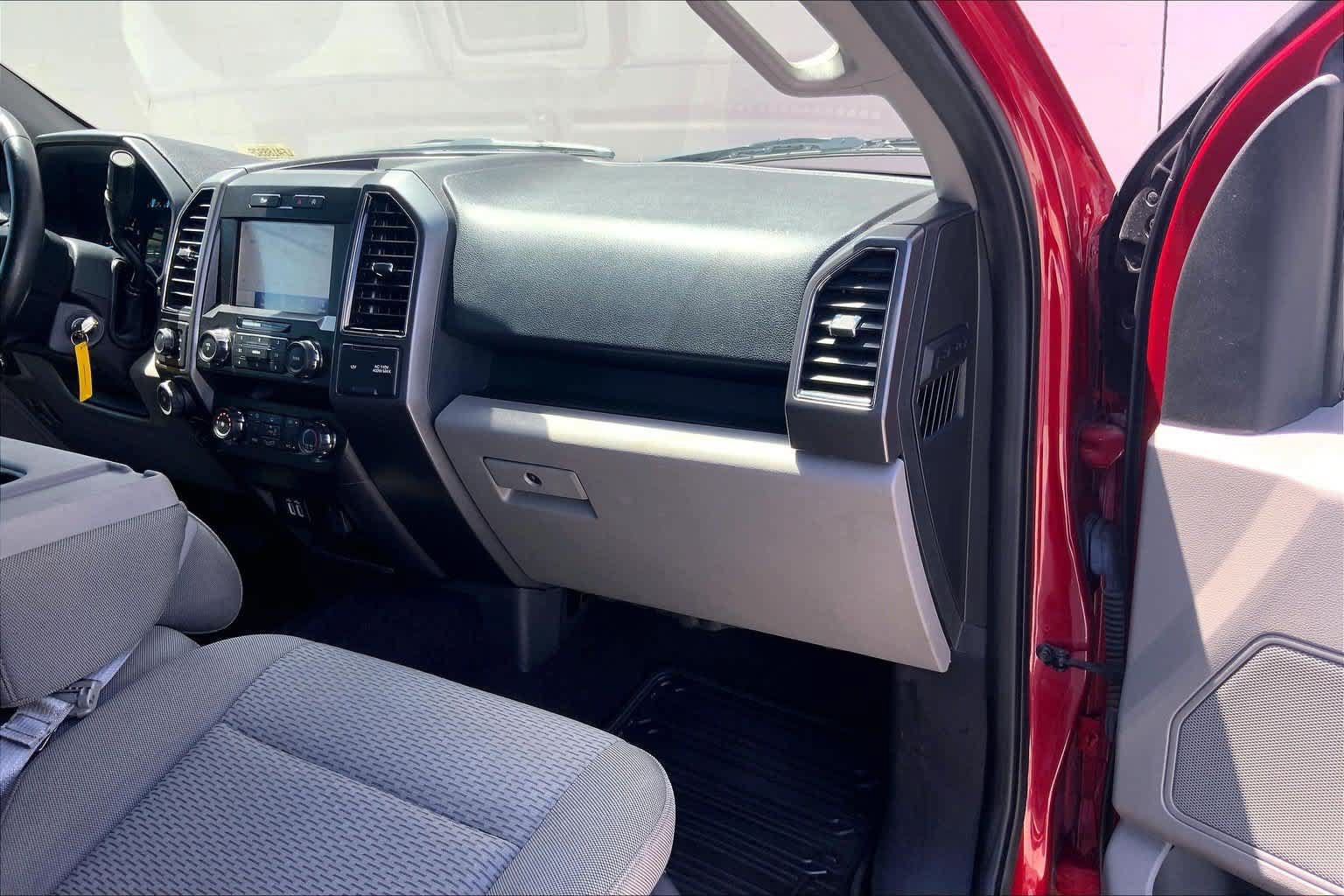 Used 2020 Ford F150 XLT w/ Equipment Group 302A Luxury AWD/4WD image 23