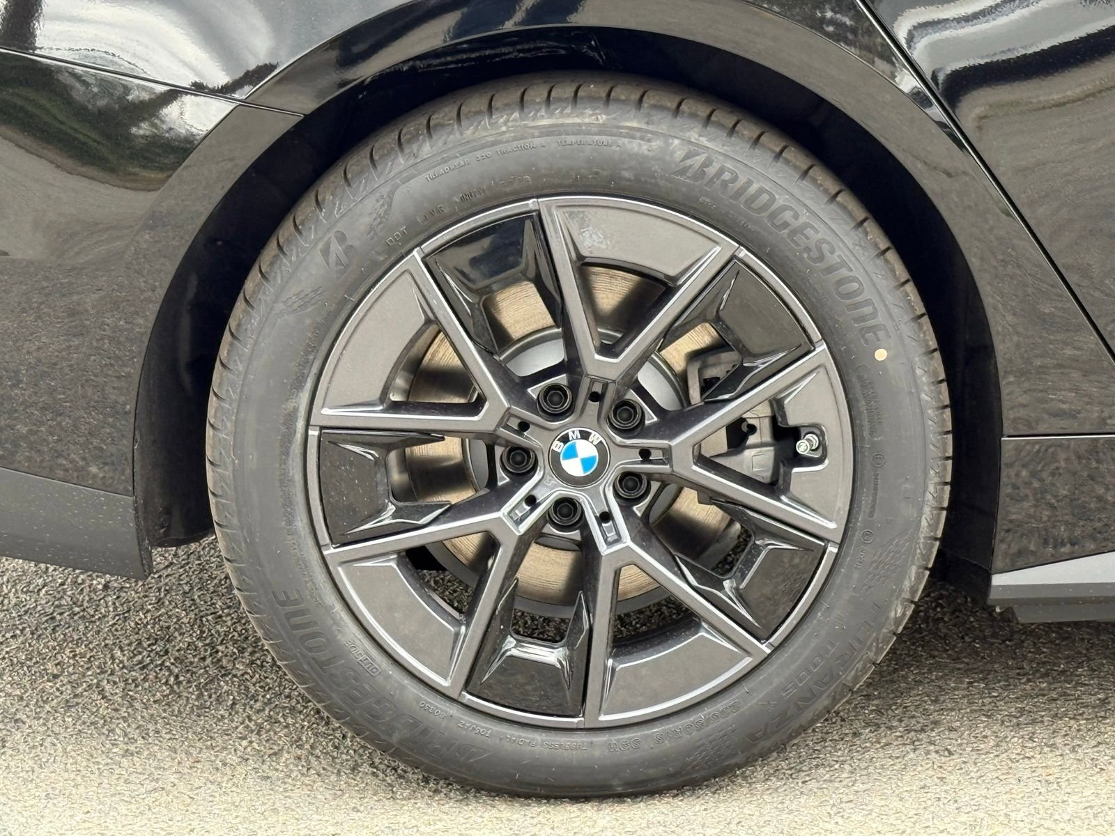 New 2026 BMW i4 eDrive40 w/ Premium Package RWD image 18