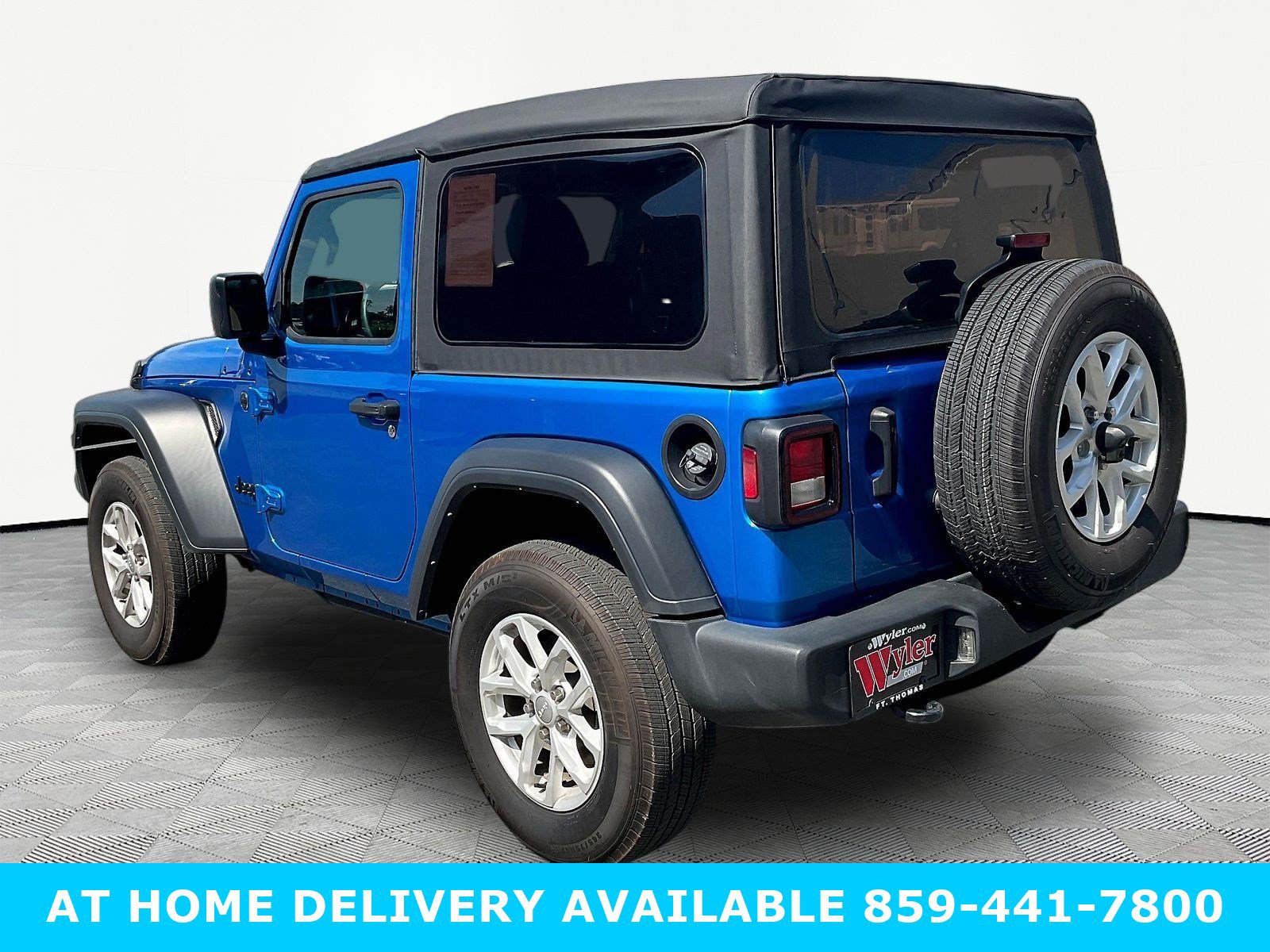 Used 2023 Jeep Wrangler Sport AWD/4WD image 4