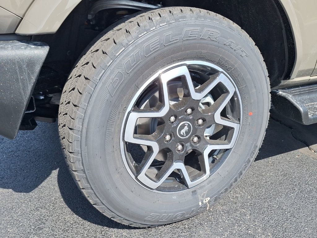 New 2026 Ford Bronco Outer Banks AWD/4WD image 30