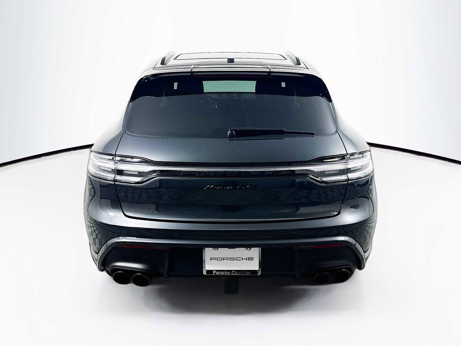 Certified 2024 Porsche Macan GTS image 10
