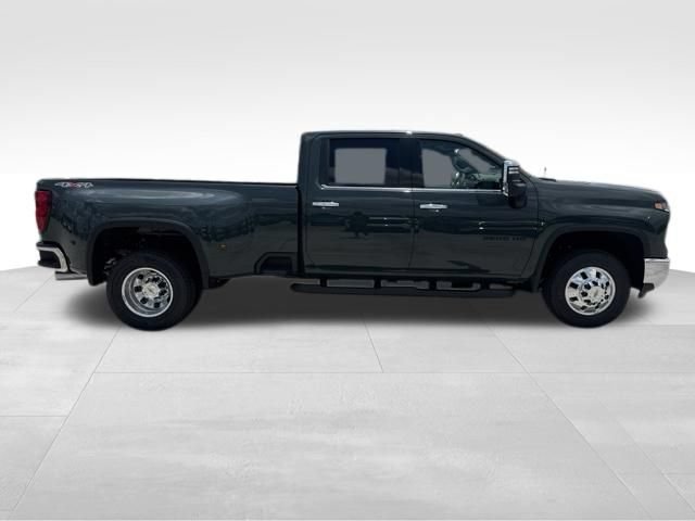 New 2026 Chevrolet Silverado 3500 LTZ w/ LTZ Convenience Package AWD/4WD image 5