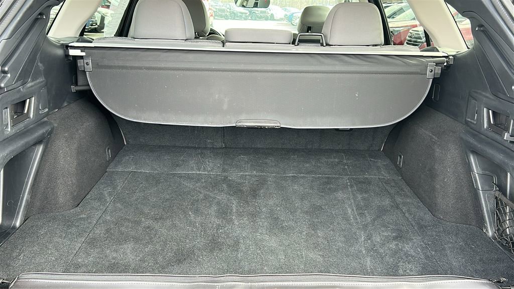 Used 2022 Subaru Outback Premium image 24