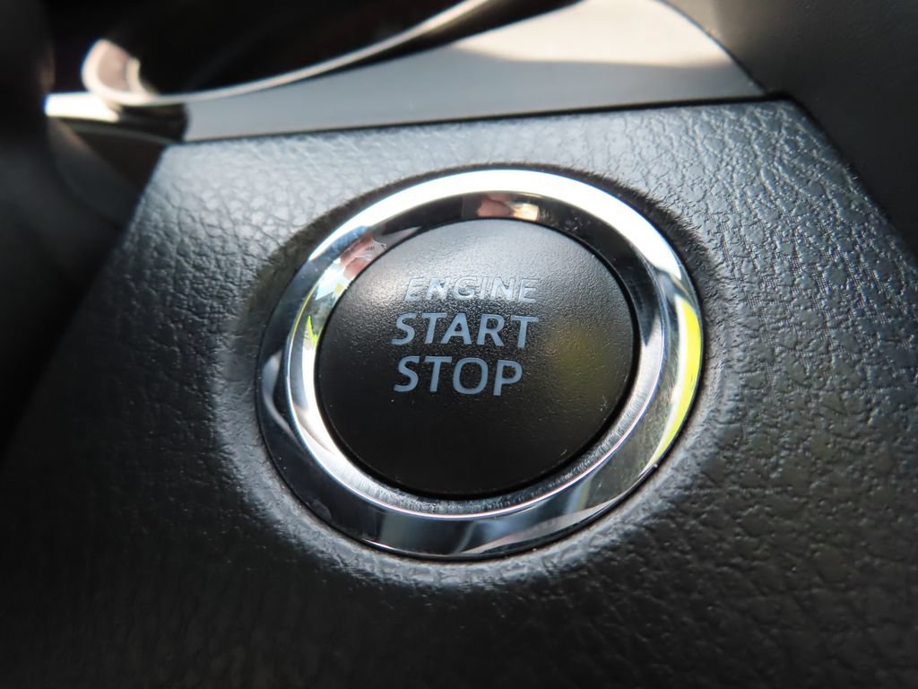 Used 2021 Toyota Camry XSE FWD image 17