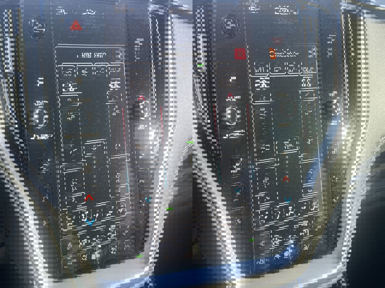 Certified 2025 Subaru Outback Limited image 23