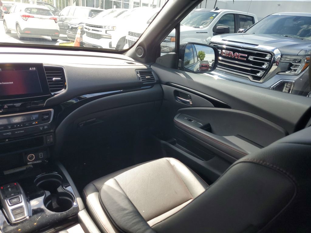 Used 2023 Honda Ridgeline Black Edition image 16