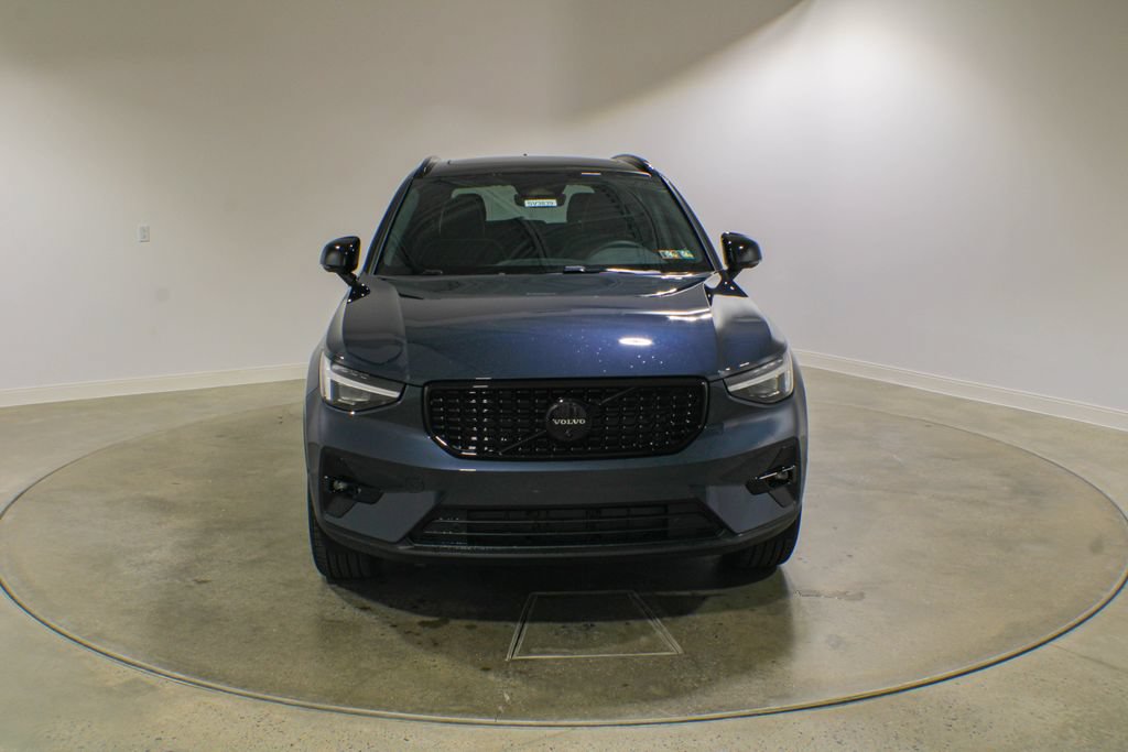 New 2026 Volvo XC40 B5 Ultra w/ Climate Package AWD/4WD image 8