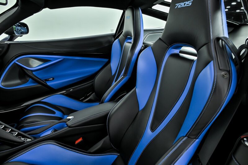 Used 2019 McLaren 720S Performance RWD image 24