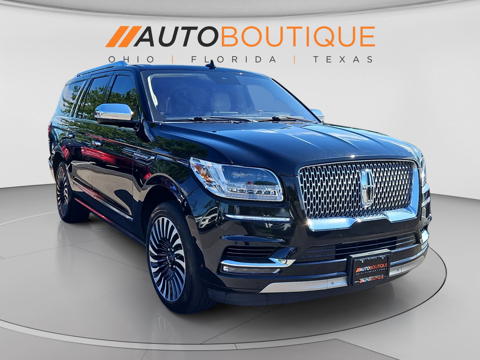Used 2018 Lincoln Navigator L Black Label w/ Cargo Package AWD/4WD image 8