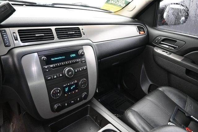 Used 2013 Chevrolet Avalanche LT w/ Suspension Package, Off-Road AWD/4WD image 22