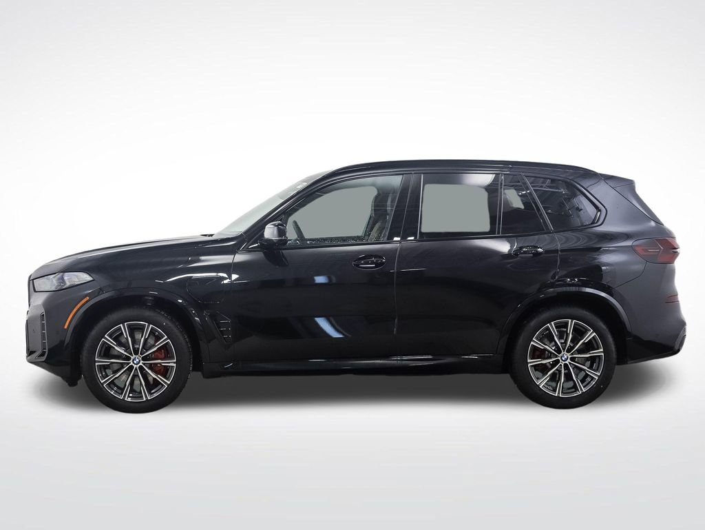 New 2026 BMW X5 xDrive50e w/ M Sport Package AWD/4WD image 2