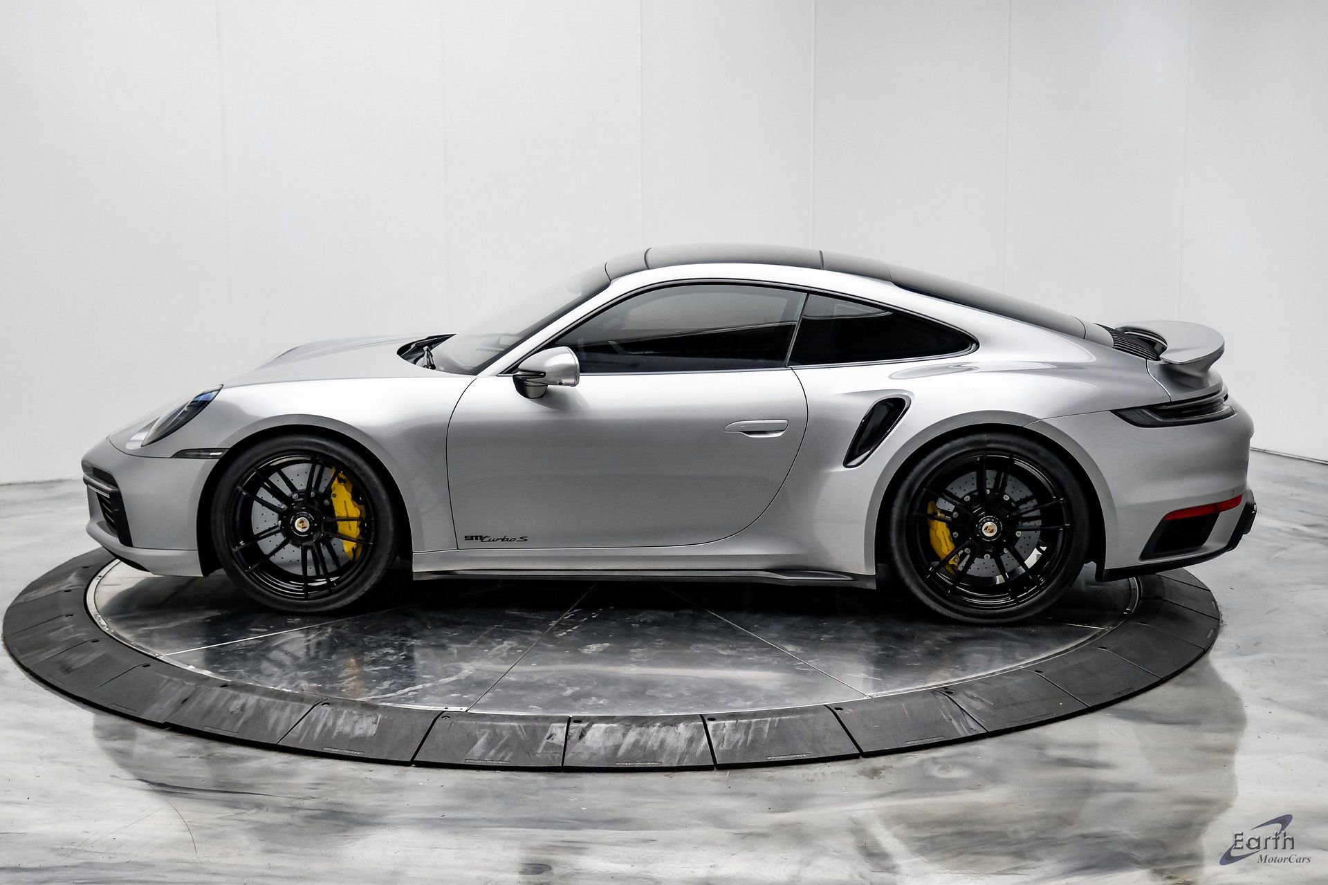 Used 2021 Porsche 911 Turbo S AWD/4WD image 8