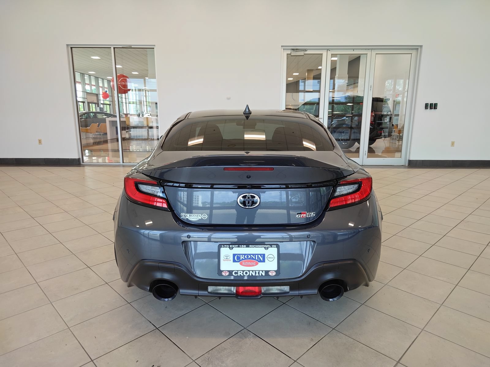 Used 2022 Toyota GR86 Premium w/ ALL Weather Mat Package (TMS) RWD image 4