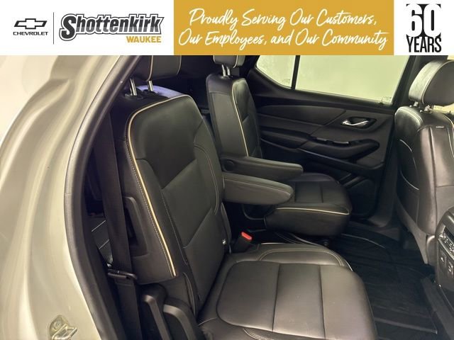Used 2023 Chevrolet Traverse Premier image 22