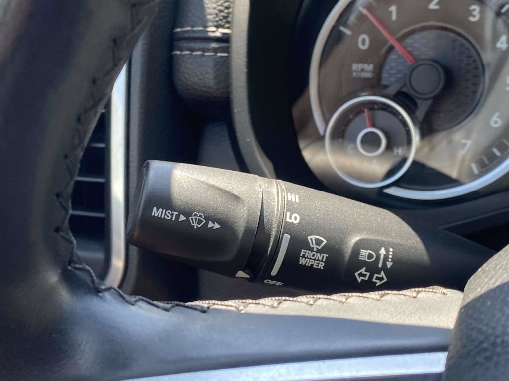 Used 2019 RAM 1500 Laramie AWD/4WD image 34