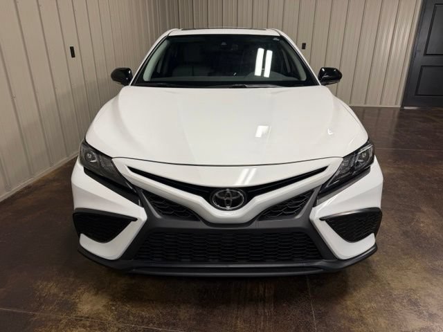 Used 2023 Toyota Camry SE w/ Convenience Package FWD image 2