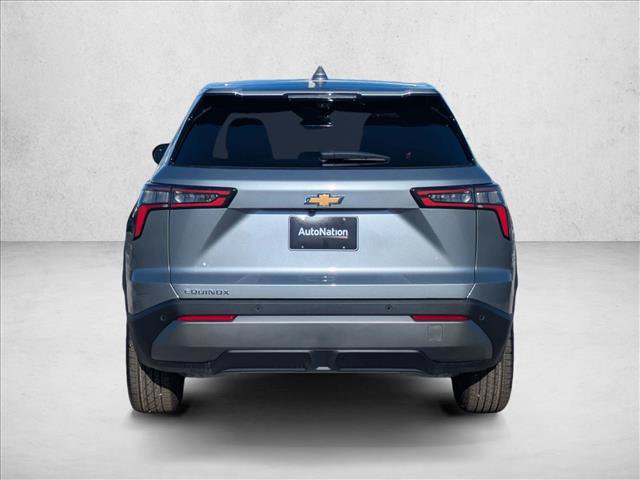New 2026 Chevrolet Equinox LT w/ Convenience Package II FWD image 8