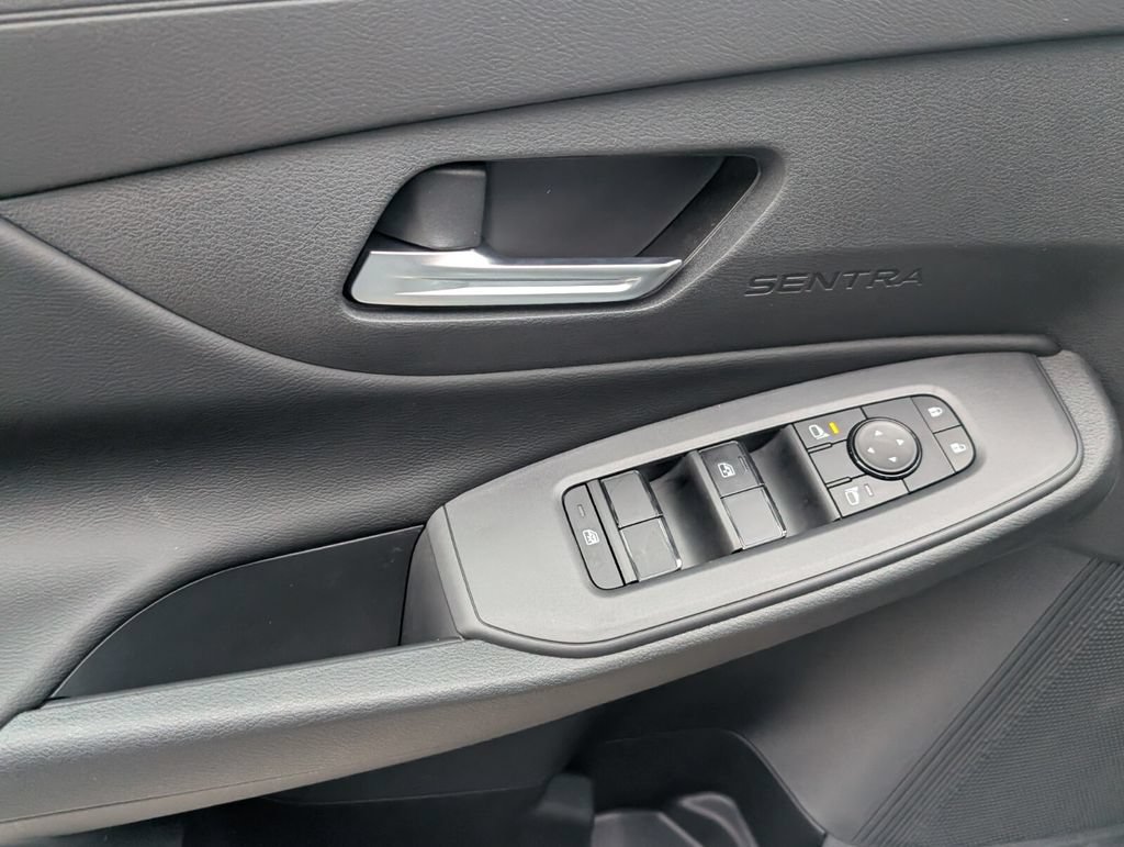 New 2026 Nissan Sentra SV w/ SV Convenience Package FWD image 12