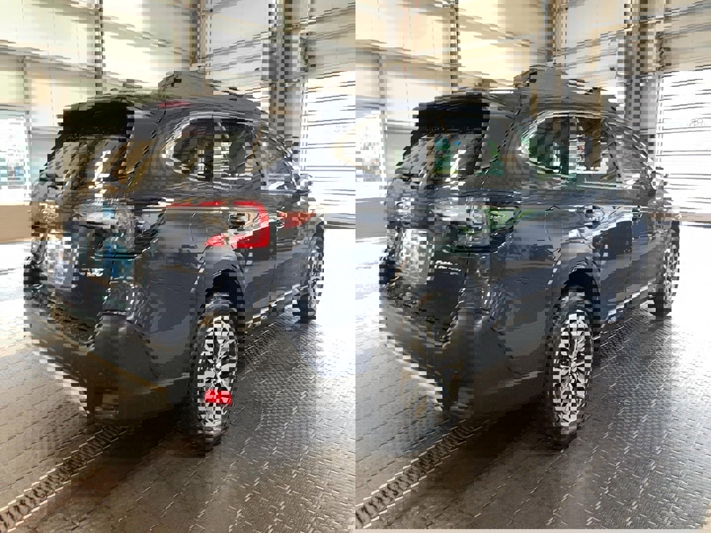 Used 2024 Subaru Outback Limited image 22