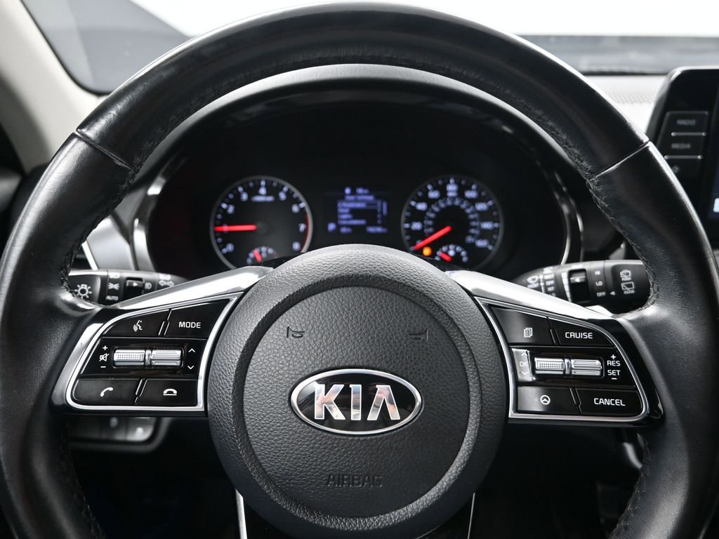 Certified 2021 Kia Seltos EX image 15