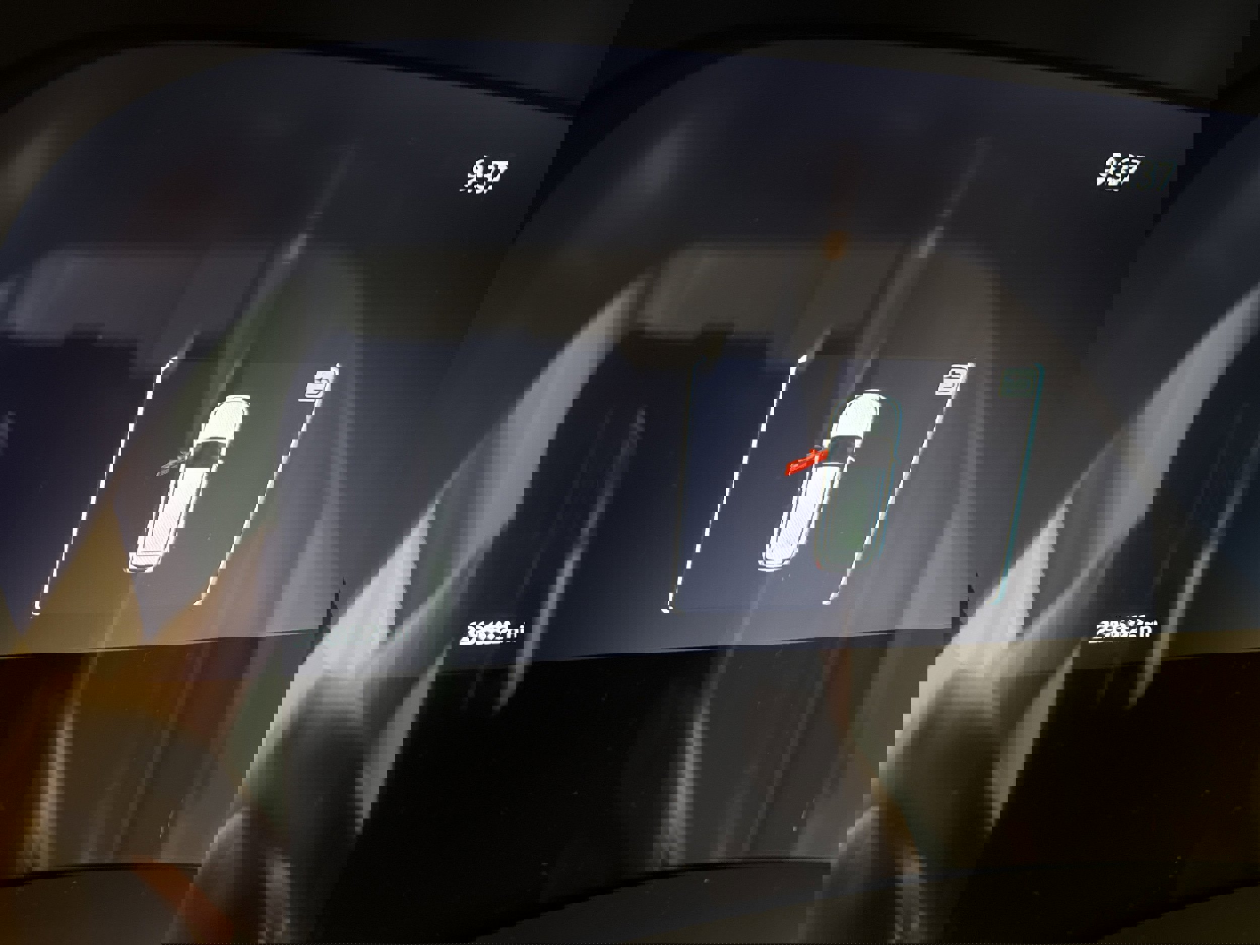 Used 2023 Toyota Highlander Limited image 6