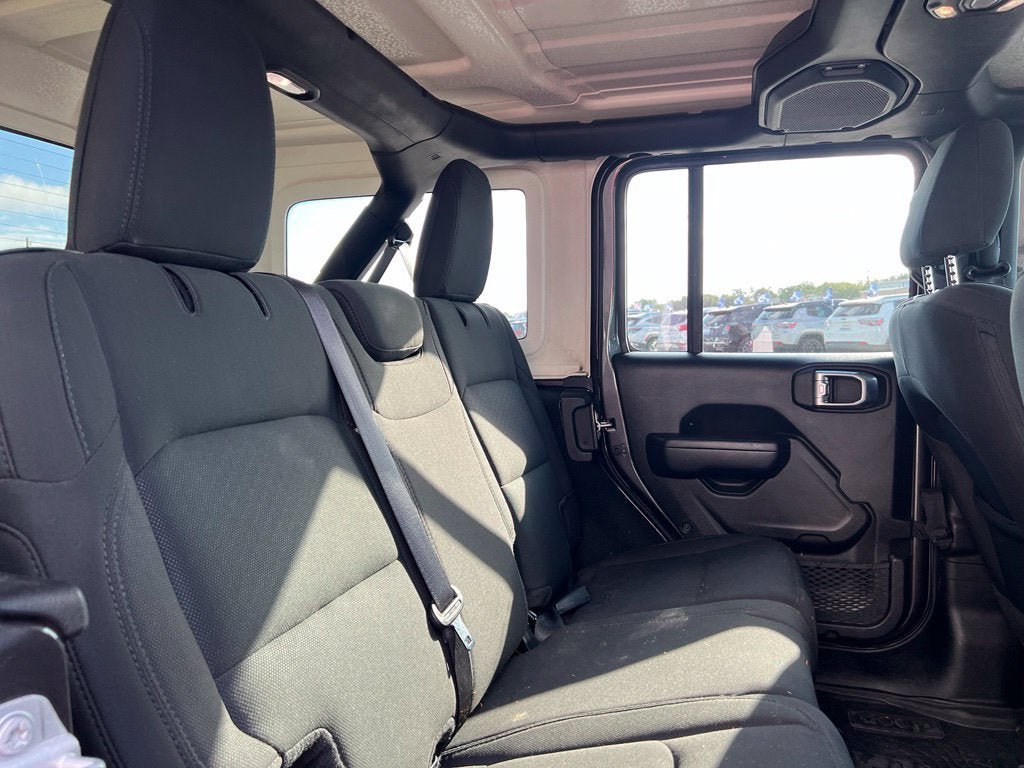 Certified 2022 Jeep Wrangler Unlimited Sport AWD/4WD image 22