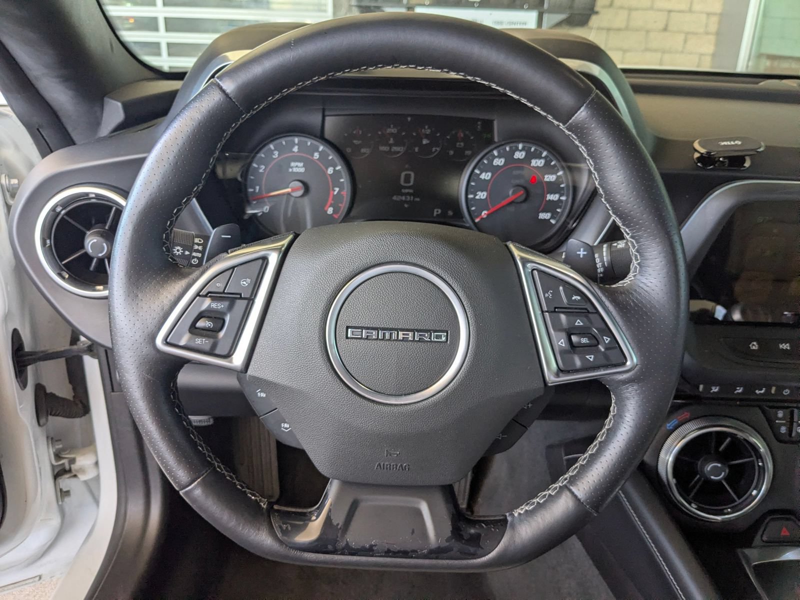 Used 2016 Chevrolet Camaro LT RWD image 15