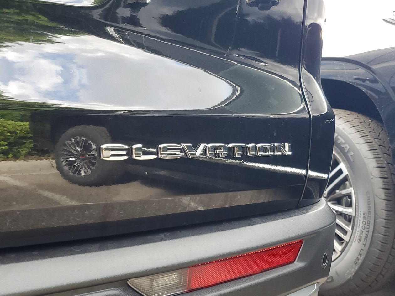 New 2026 GMC Acadia Elevation FWD image 9
