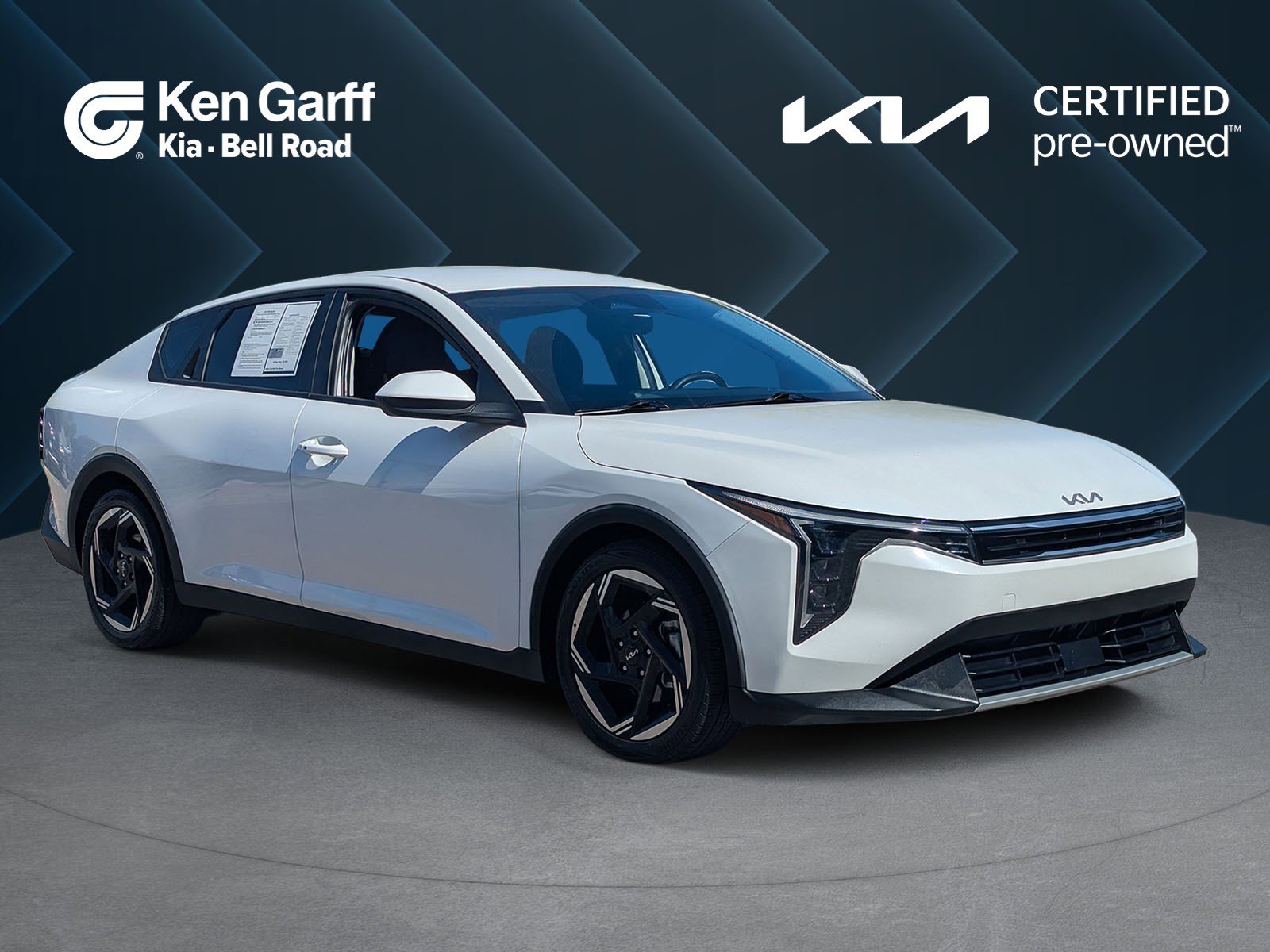 Certified 2025 Kia K4 EX FWD image 1