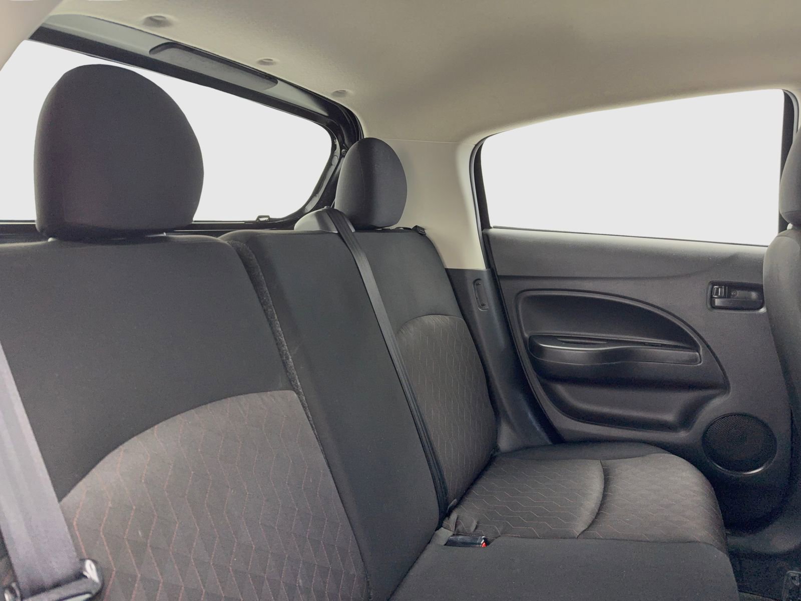 Used 2021 Mitsubishi Mirage LE image 43