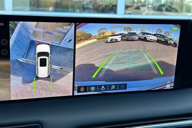 Used 2025 Nissan Armada Platinum Reserve image 19