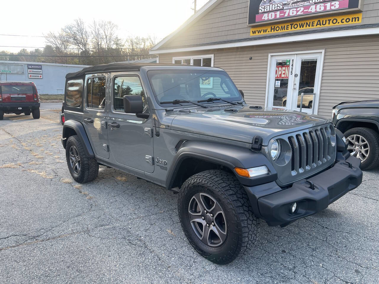 Used 2018 Jeep Wrangler Unlimited Sport S image 2