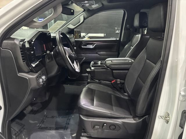 Used 2025 GMC Sierra 1500 SLT image 11