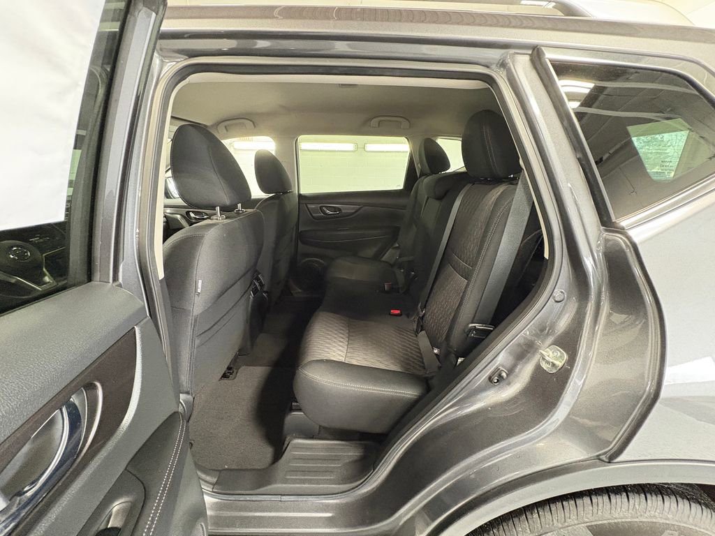 Used 2019 Nissan Rogue S image 24