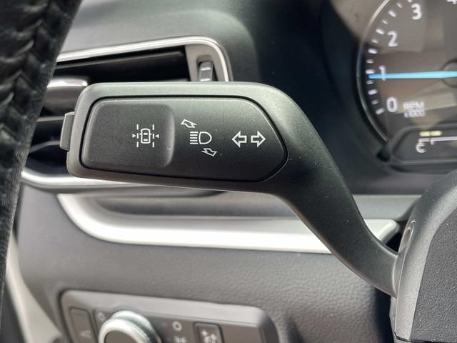 Used 2021 Ford Explorer XLT w/ Equipment Group 202A AWD/4WD image 40