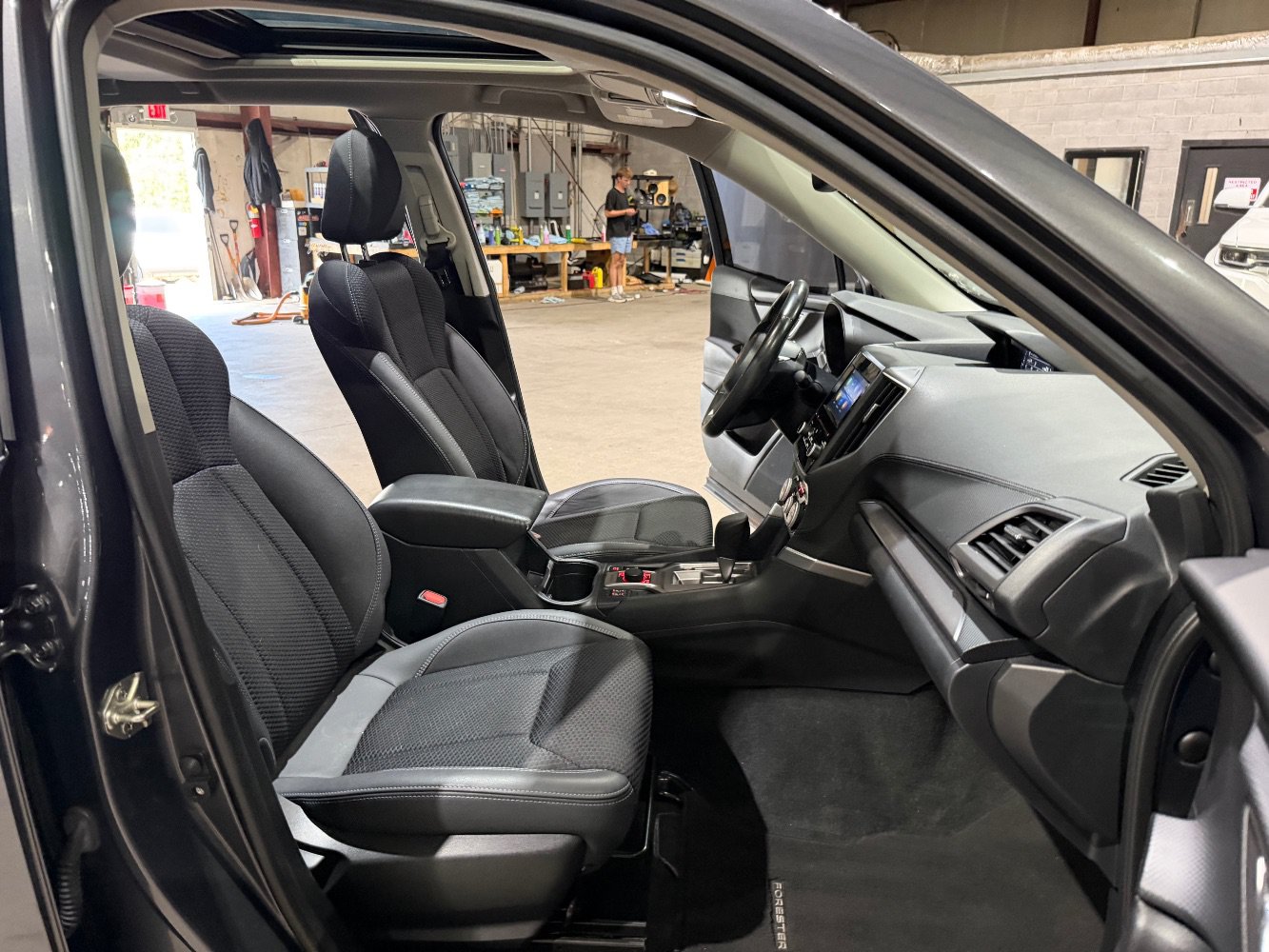 Used 2022 Subaru Forester Premium AWD/4WD image 26