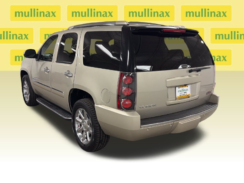 Used 2014 GMC Yukon Denali RWD image 13